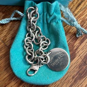 Return to Tiffany Tag Bracelet
in Sterling Silver